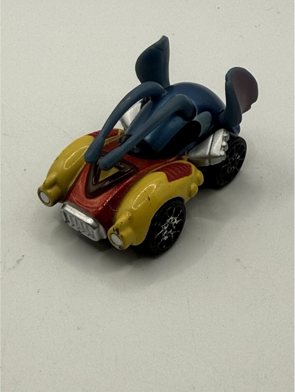Walt Disney Parks Racers Die-Cast Metal 626 Race Car Alien Lilo & Stitch